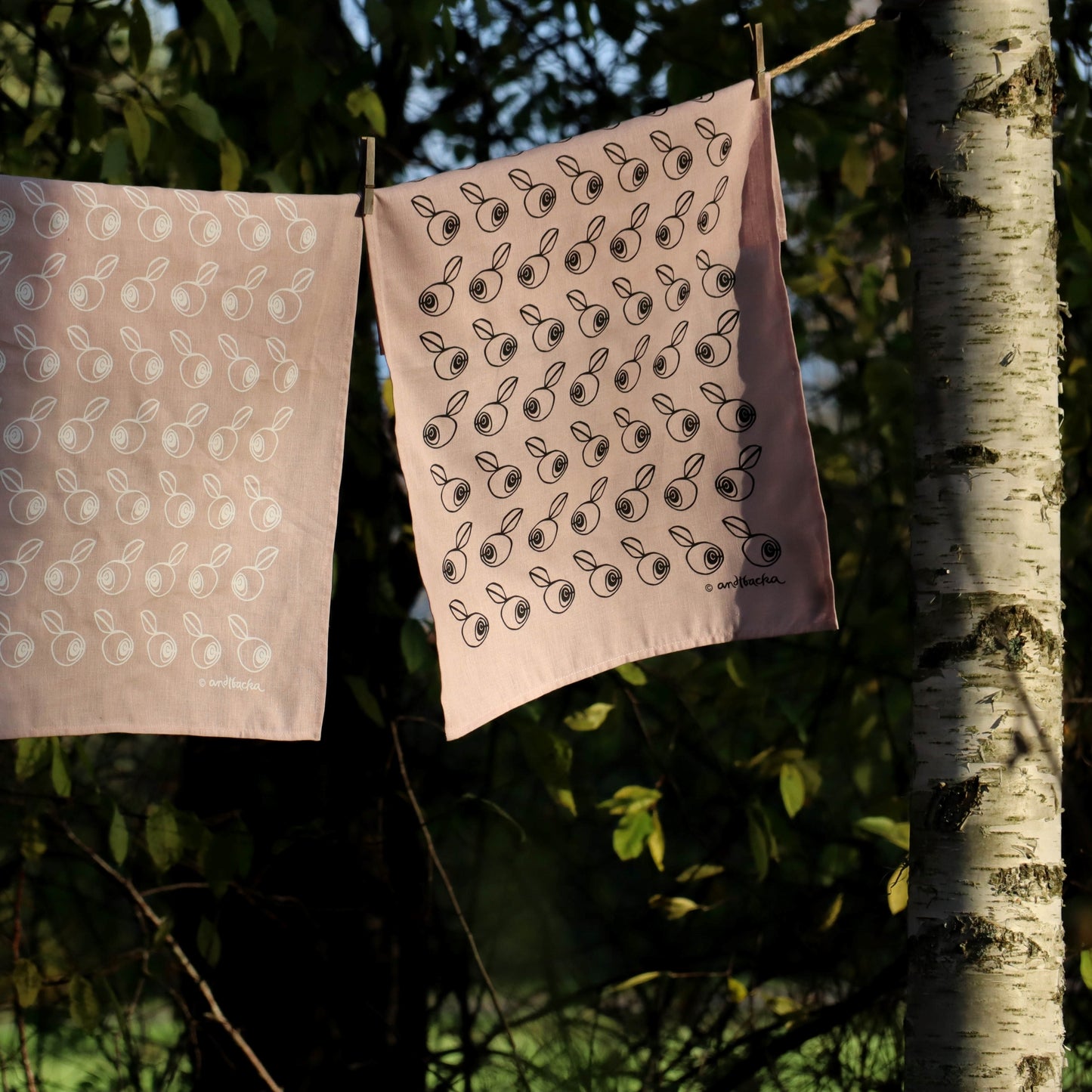BLÅBÄRSSKOG kökshandduk 2-pack | rosa